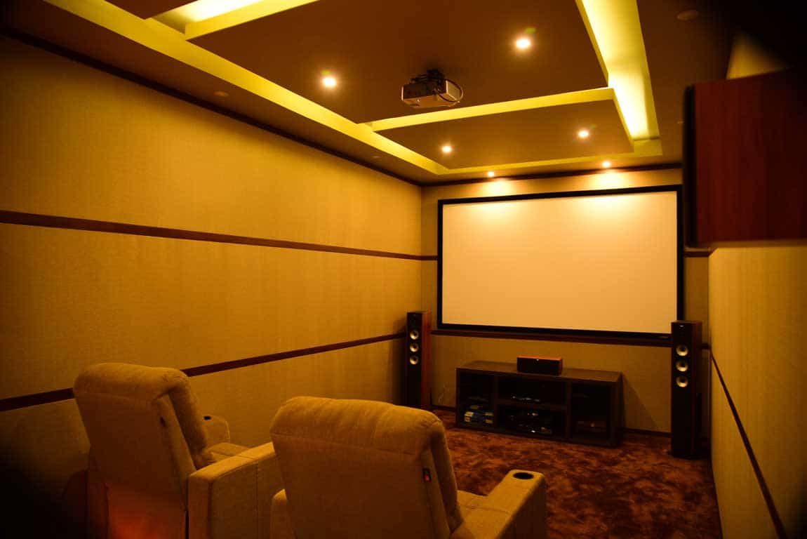 projector_home_theater_setup