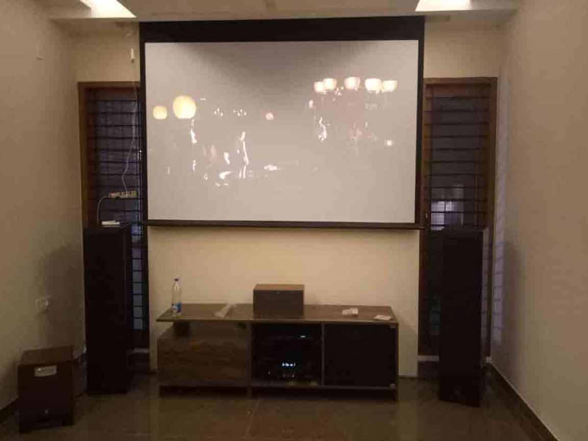 home_theater_speaker_setup